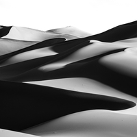 Dunes of Contrast