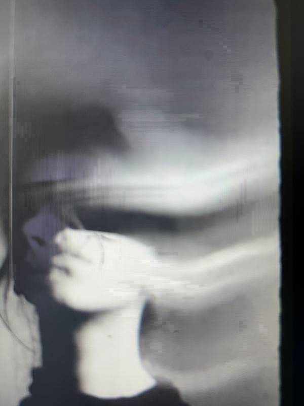 Brennende Händen, Faceless, Mothers, Ode David Lynch, Fingers_Crossed