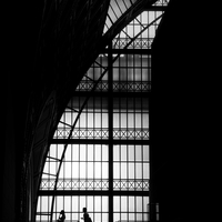 The train leaves on the 5th floor