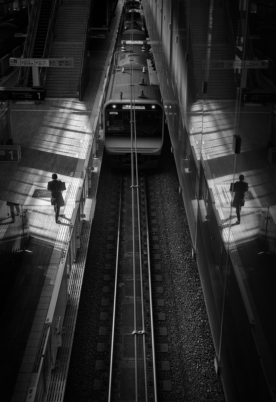 Mirroring Station