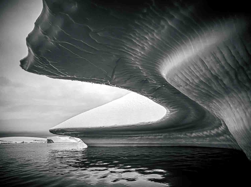 Black & White in Antarctica - Photographs From The Bottom Of The Earth