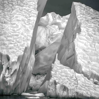 Black & White in Antarctica - Photographs From The Bottom Of The Earth