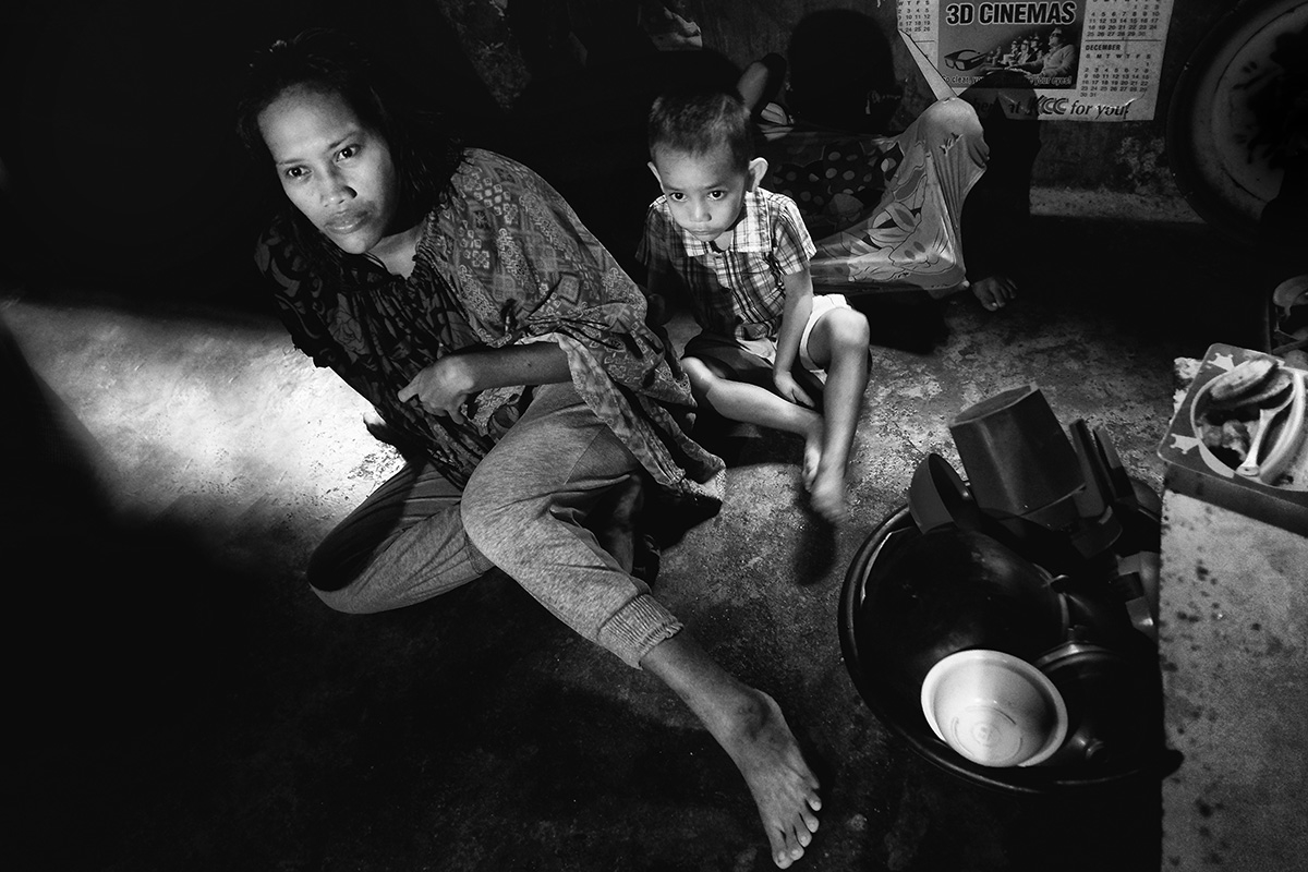 Mother and child 