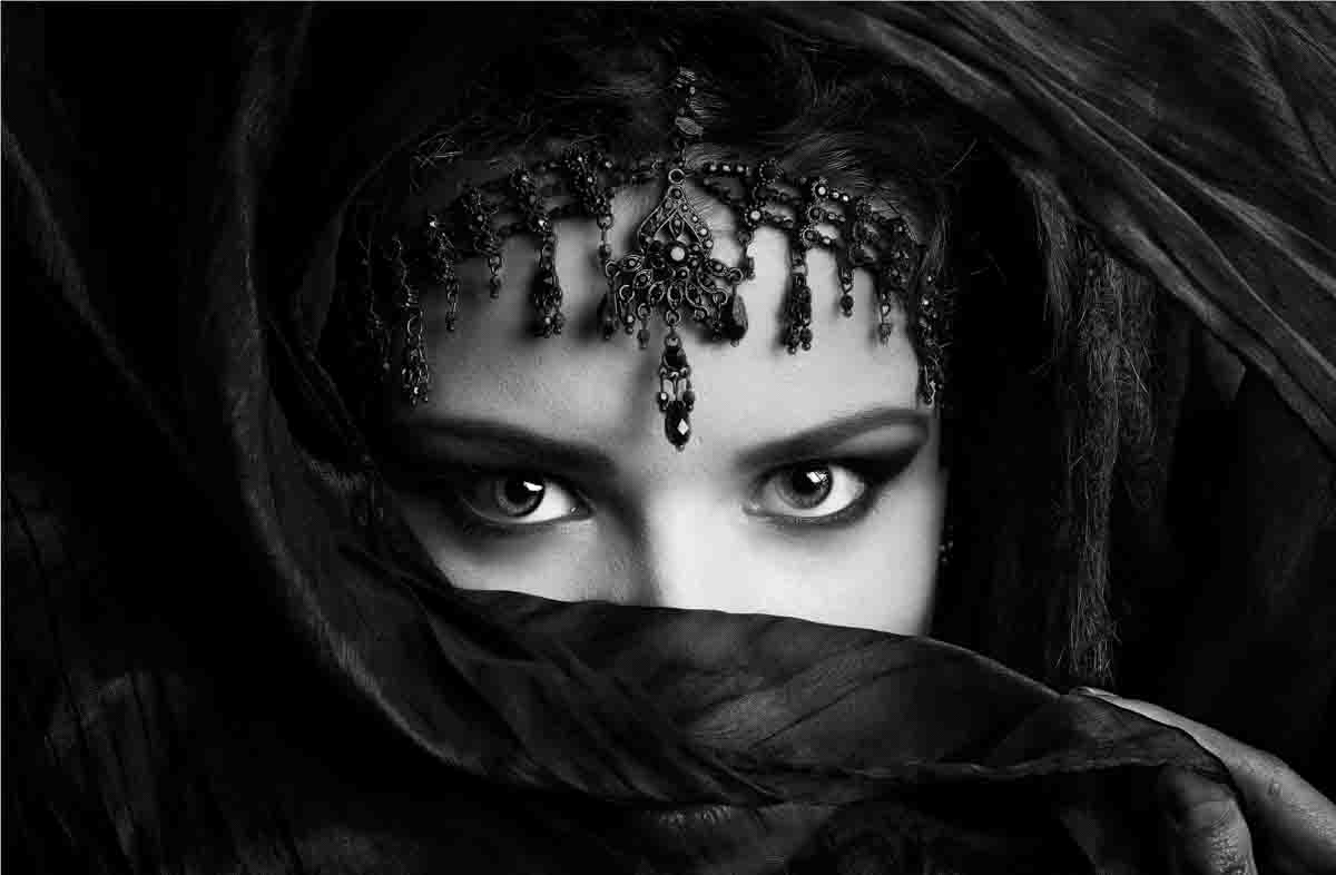 Easton Eyes