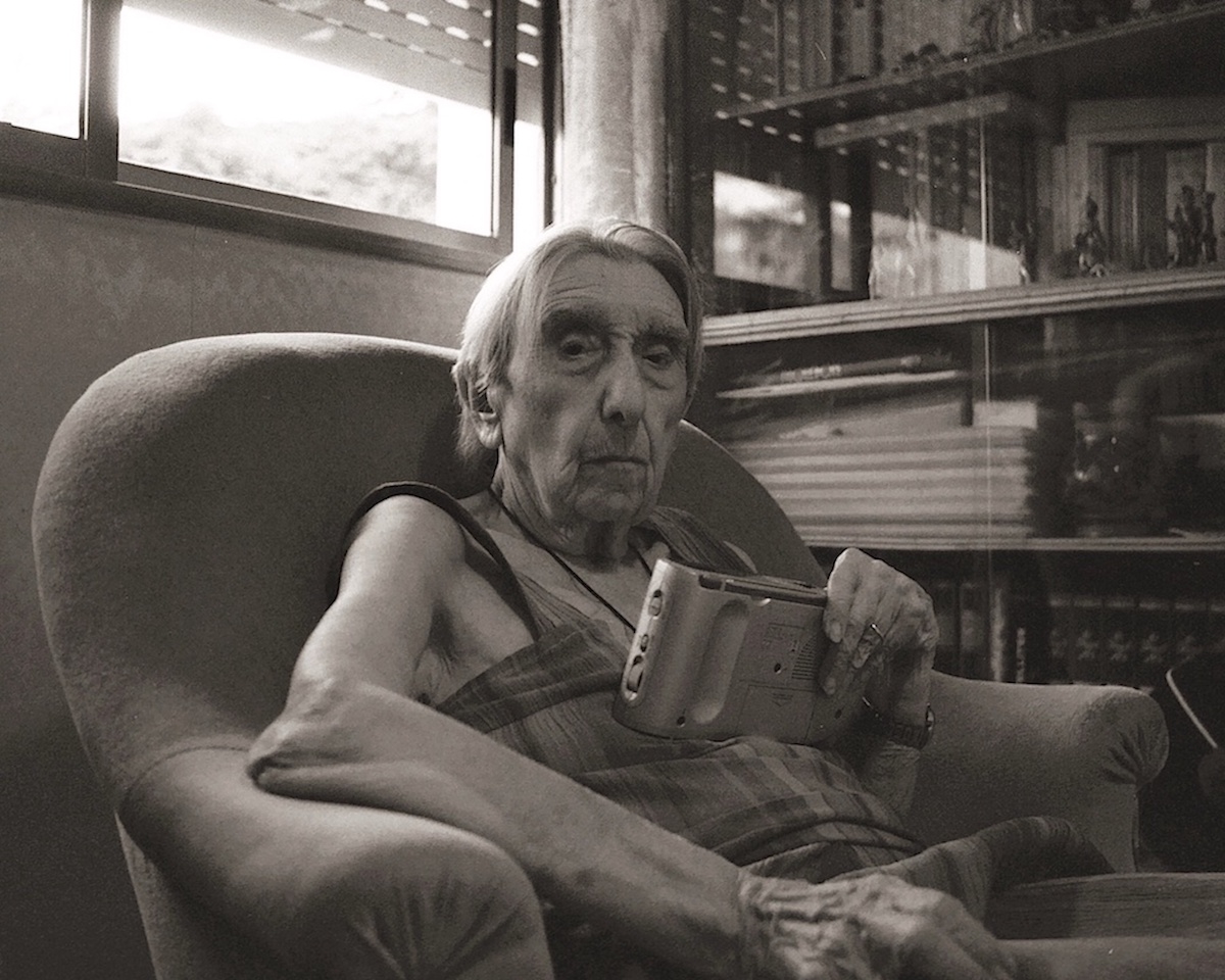 Monique B., 95 years old: Listening to Time